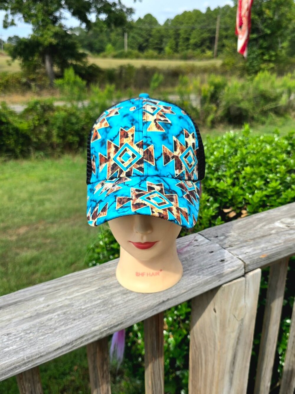 Ladies Black & Turquoise Aztec Print Trucker Hat new no tags